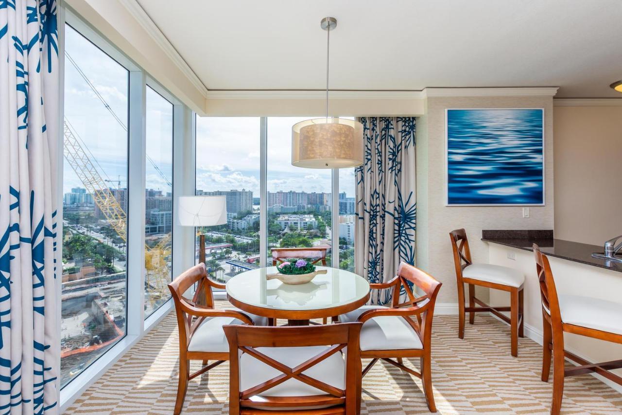 Hotel International Beach Tump Resort Ocean View 1100 Sf 1 Bed 1Bth Privately Owned Sunny Isles Miami Beach Exterior photo