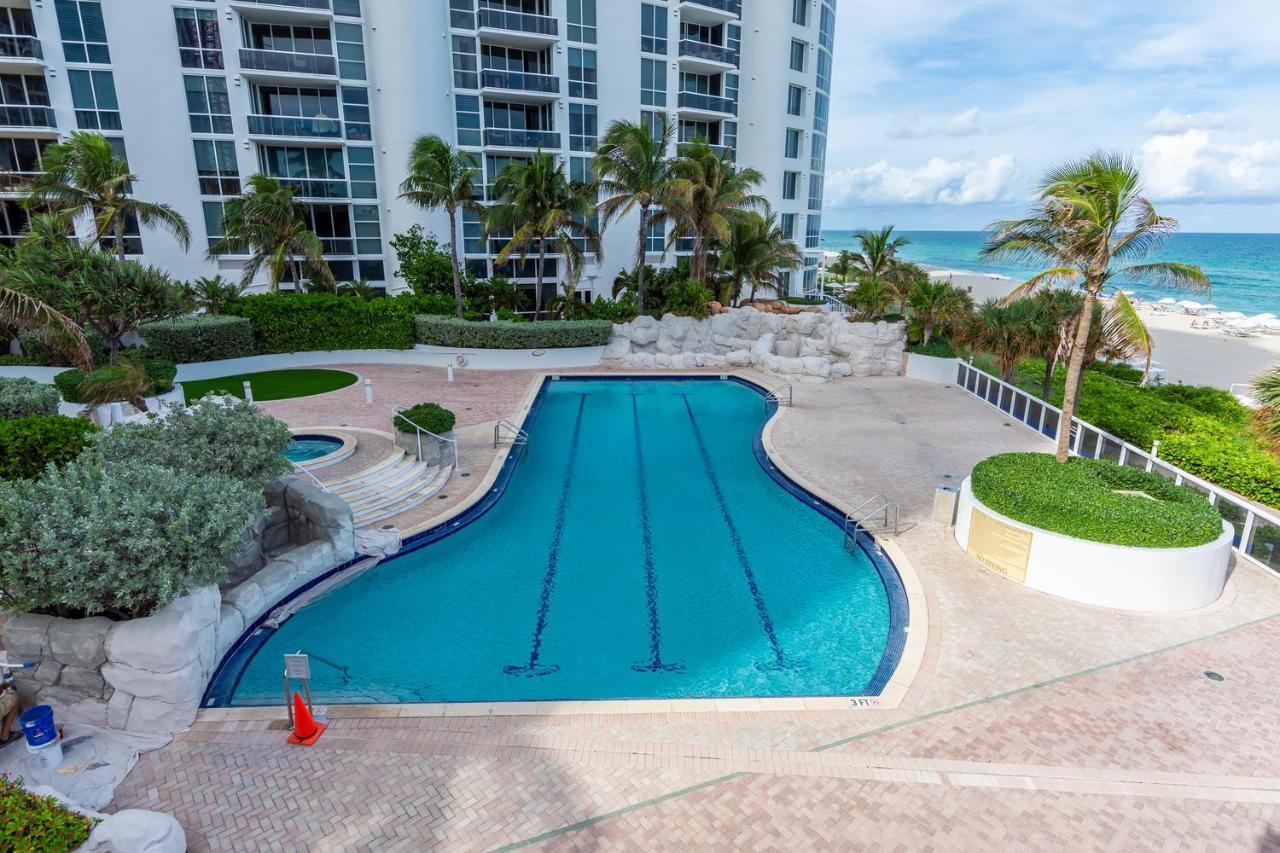 Hotel International Beach Tump Resort Ocean View 1100 Sf 1 Bed 1Bth Privately Owned Sunny Isles Miami Beach Exterior photo