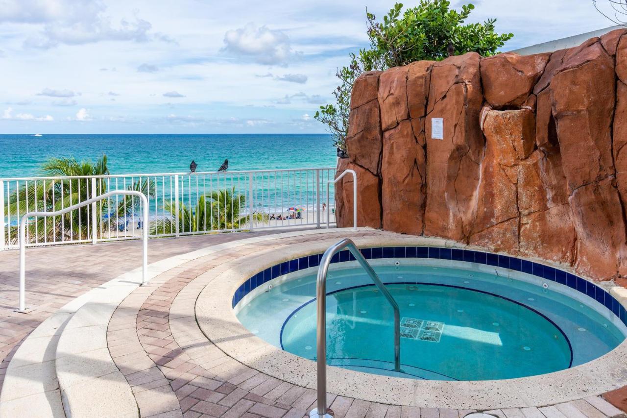Hotel International Beach Tump Resort Ocean View 1100 Sf 1 Bed 1Bth Privately Owned Sunny Isles Miami Beach Exterior photo